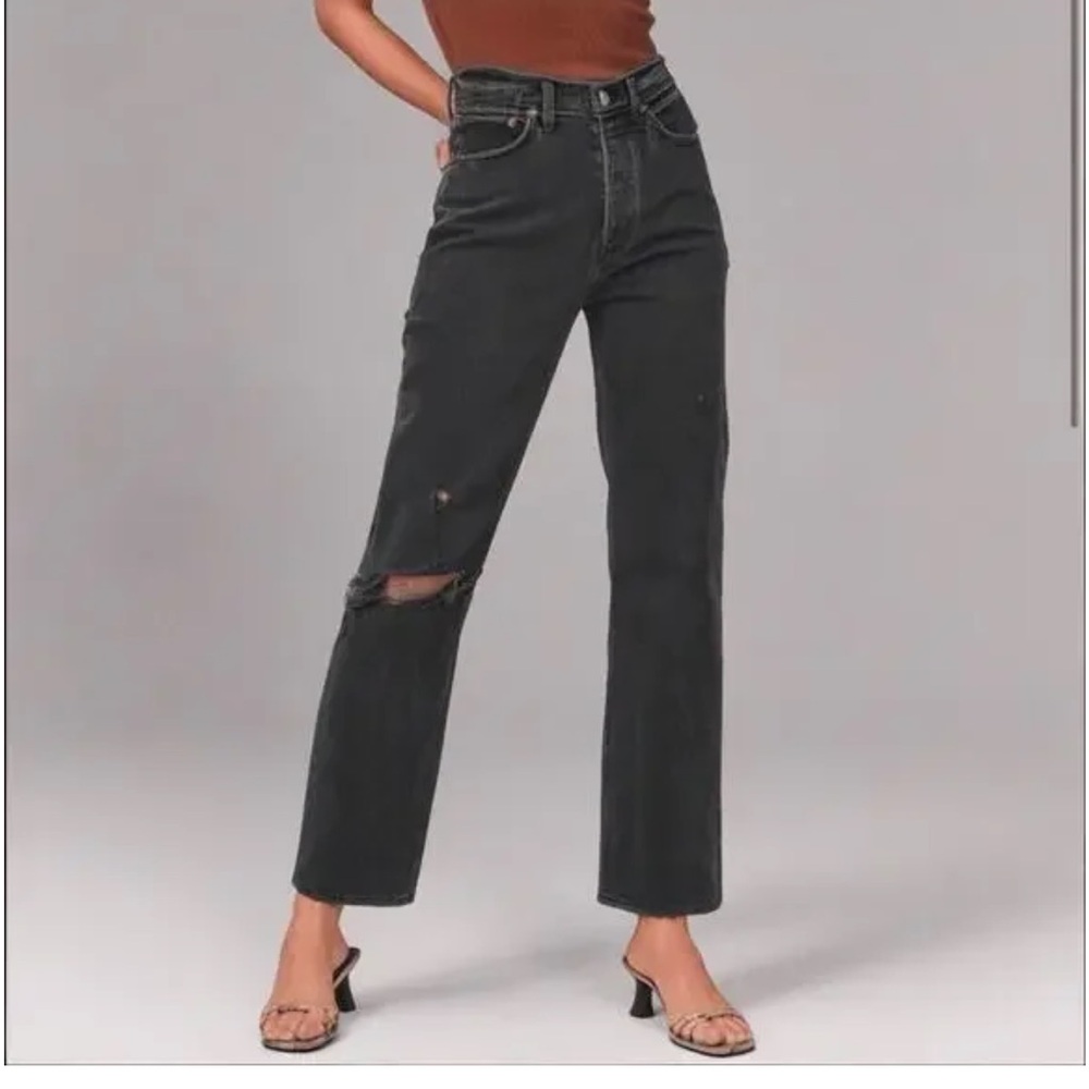 Abercrombie & Fitch | The Dad High Rise Curve Love Distressed Black Jeans 27